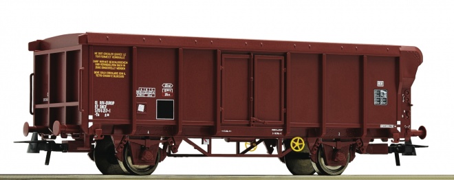 Rolling roof car<br /><a href='images/pictures/Roco/230175.jpg' target='_blank'>Full size image</a>